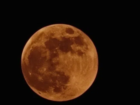 Chiêm ngưỡng siêu trăng cuối cùng của năm 2024 vào ngày mai