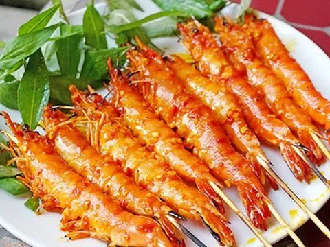 Những người nên hạn chế ăn tôm, biết mà tránh kẻo "rước họa vào thân"