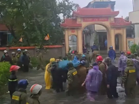 Một bí thư chi bộ ở Thanh Hoá tử vong khi đi chống bão