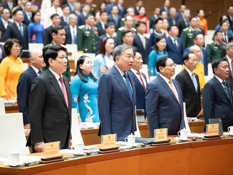 Chủ tịch Quốc hội: Pháp luật phải đi trước một bước, mở đường cho đổi mới sáng tạo
