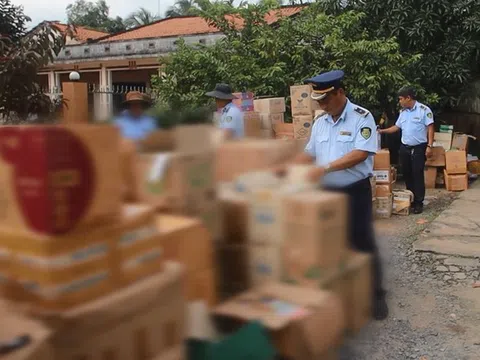Tây Ninh “tuyên chiến” hàng lậu, hàng giả: Không khoan nhượng trong cao điểm cuối năm