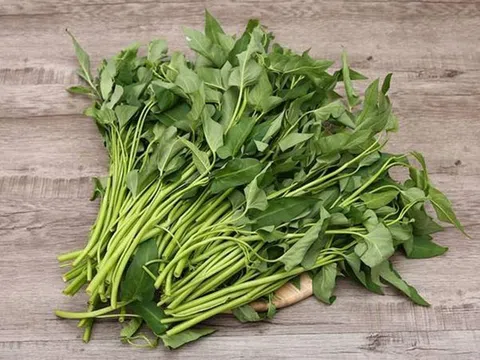 2 loại rau “khoái khẩu” mùa lạnh dễ thành ổ sán, đứng đầu bảng ngoài chợ bán đầy