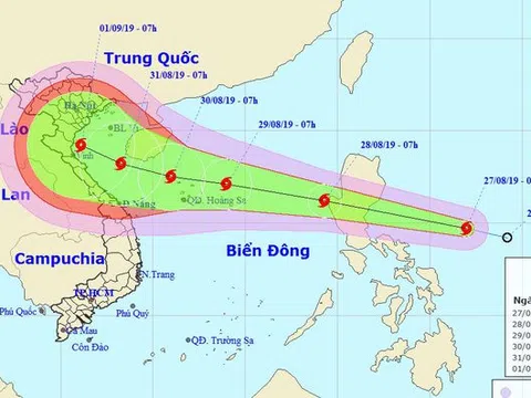 Xuất hiện bão Podul gần Biển Đông