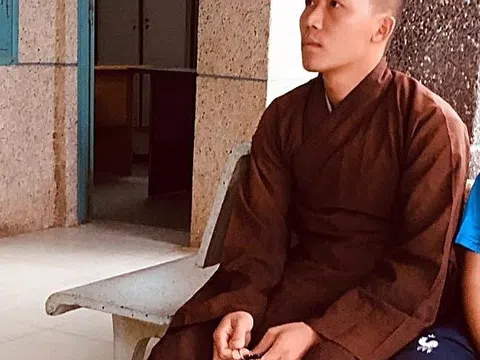 Khởi tố kẻ tu hành đánh đạp bé trai 11 tuổi ở Bình Thuận