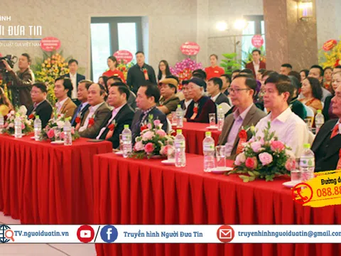 (Bài 2) Hà Giang: 'Điểm danh' những quan chức đến chúc mừng khách sạn sai phép