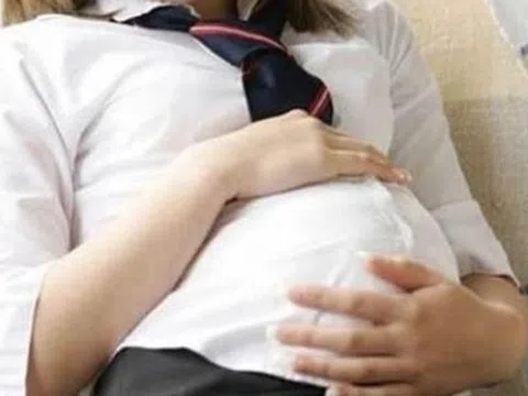 Thế hệ những đứa trẻ được 'sinh ra từ nách'