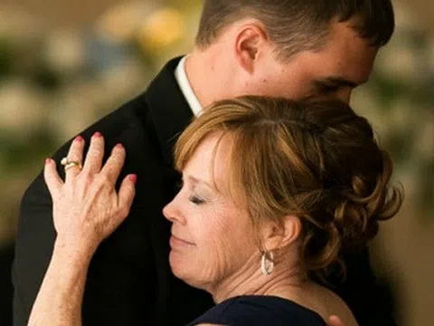 9 bài học quan trọng mẹ nhất định phải dạy con trai khi trưởng thành