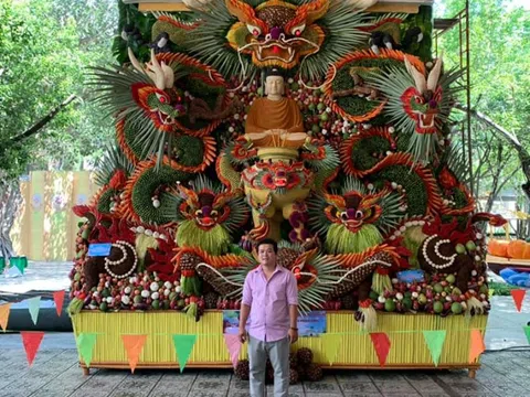 Nghệ nhân Nguyễn Minh Thuận: Người thổi hồn vào nghệ thuật tạo hình bằng hoa quả