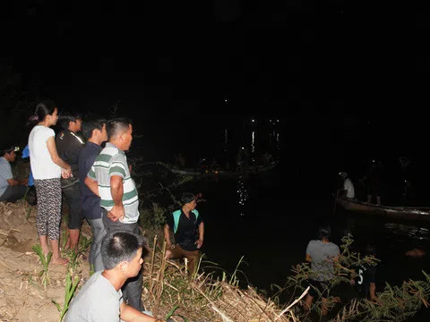 Quảng Ngãi: Tìm thấy thi thể 4 anh em đuối nước thương tâm