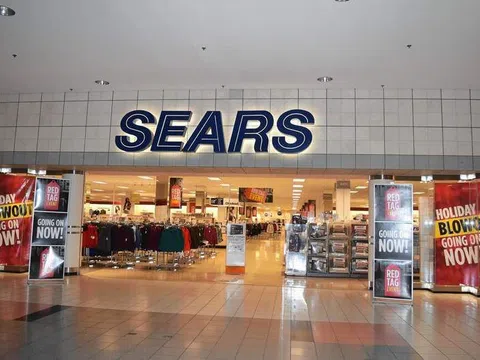 Thị trường bán lẻ truyền thống đang suy kiệt do sức ép từ bán hàng trực tuyến?