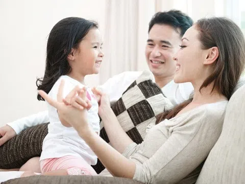 Hãy để con cái cảm nhận được hôn nhân hạnh phúc của cha mẹ