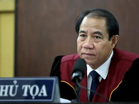 Vinasun kiện Grab: HĐXX lại tuyên bố tạm dừng