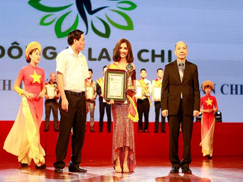 Đông y Lan Chi đạt Top 10 Thương hiệu – Nhãn hiệu nổi tiếng đất Việt 2019