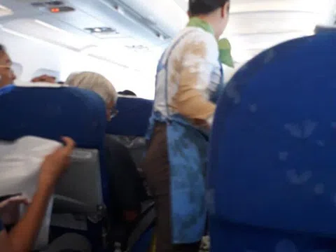 Máy bay rung lắc khiến khách hoảng loạn: Bamboo Airways nói gì?