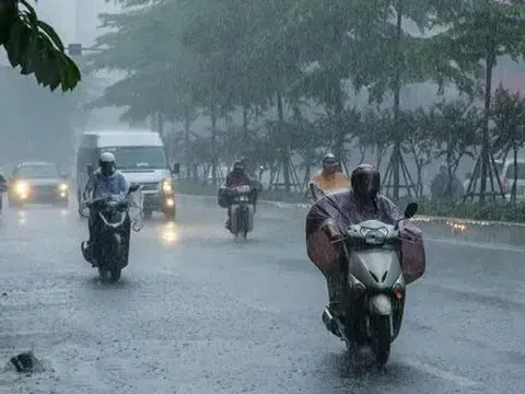 Nhiều khu vực mưa dông về chiều tối và đêm, có nơi trên 80 mm