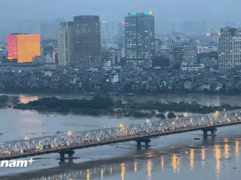 Hà Nội: Dỡ lệnh cấm người và xe qua cầu Long Biên và cầu Đuống từ 15h chiều nay