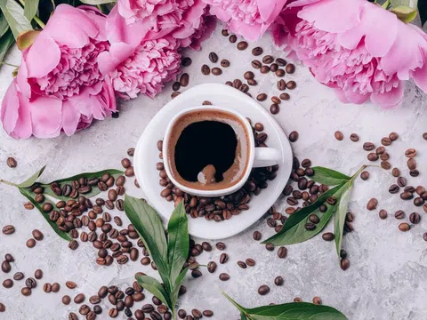 Bã cà phê có tác dụng gì với làn da?