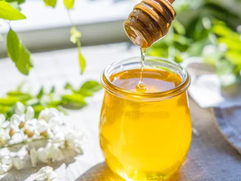 4 cách sử dụng mật ong giúp da sáng mịn
