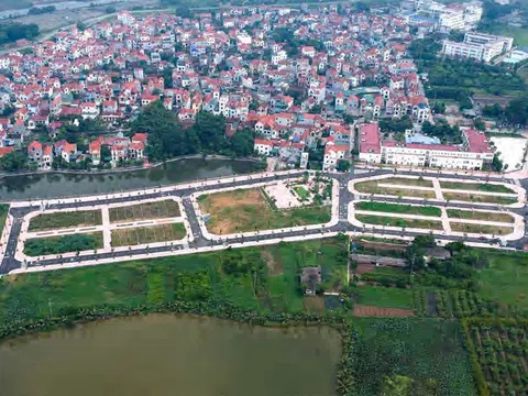 Đấu giá đất tại Hà Nội vẫn tiếp tục 'nóng' với mức tăng hàng chục lần