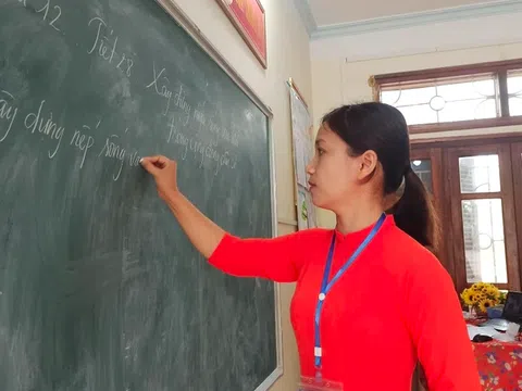 Dự thảo Luật Nhà giáo: Tăng lương, tăng phụ cấp, giảm tuổi nghỉ hưu cho nhà giáo