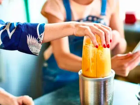 Uống loại nước ép này vào buổi sáng giúp giảm mỡ bụng