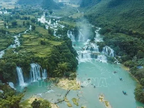 Cơ hội phát triển du lịch xuyên biên giới Việt - Trung