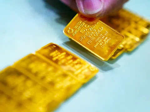 Giá vàng hôm nay 15/11/2024 giảm chưa thấy đáy, nhẫn trơn xuống 78 triệu?