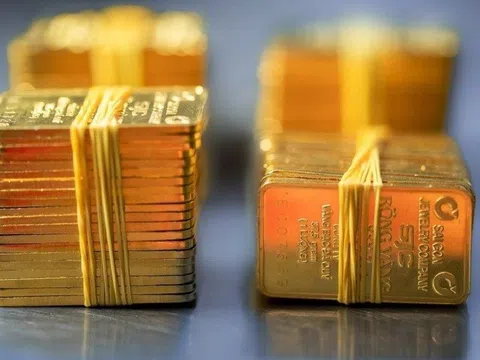 Giá vàng 15/1: Vàng trong nước biến động trái chiều