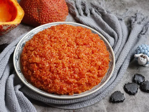 Chi tiết cách nấu xôi gấc ngon, đơn giản ngay tại nhà cho hội chị em