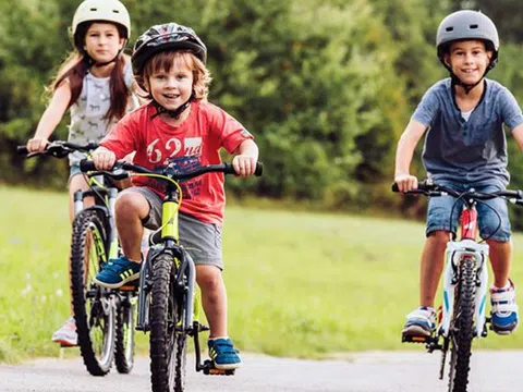 5 bài tập giúp trẻ tăng chiều cao cha mẹ cần biết