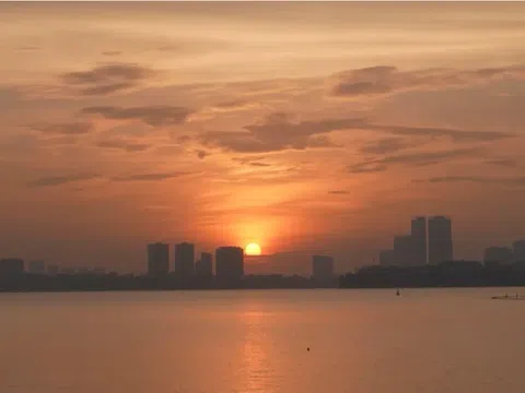 Hà Nội trong chiều hoàng hôn