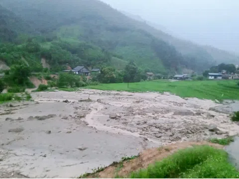 Lào Cai: 6 người chết, 7 người mất tích, nhiều tuyến đường ngập sâu trong nước