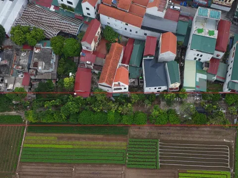 Yên Mỹ, Hưng Yên: Ngang nhiên chiếm đường đi của thôn, vì sao không xử lý?