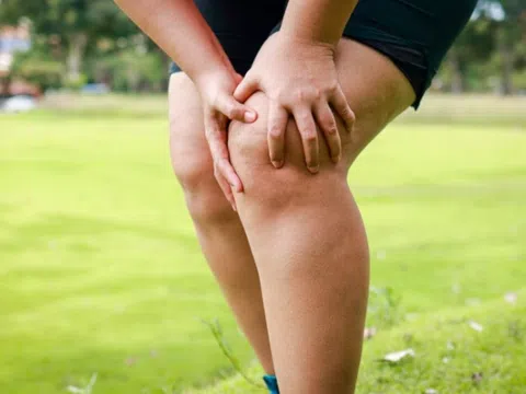 Sưng đau gối cảnh giác với rách sụn chêm khớp gối