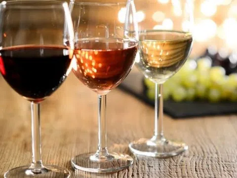 Cẩn trọng viêm tuỵ cấp do ăn nhiều chất béo, bia rượu, lười vận động