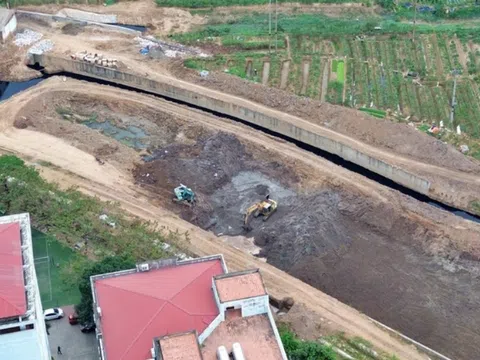 Thủ đoạn 'đút túi' mỏ cát tại dự án hơn 4.700 tỉ đồng