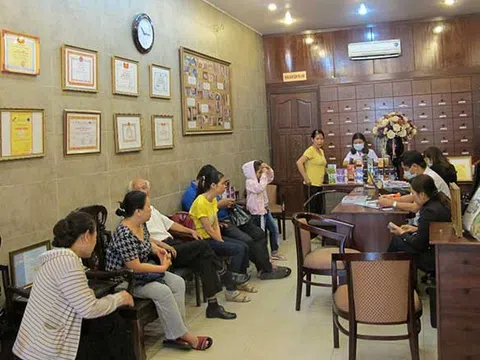 Chữa bệnh huyết trắng có mùi hôi