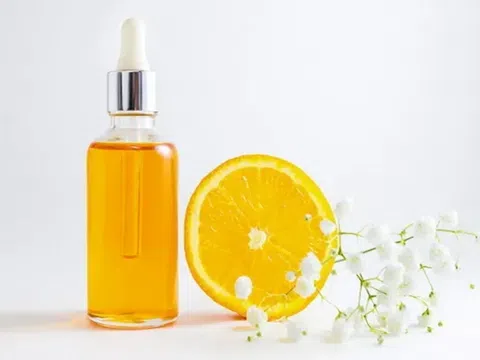 Kết hợp vitamin C với chất nào để tăng hiệu quả làm trắng da?
