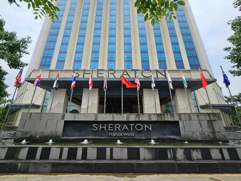 Chuyện buồn của cô gái bị thương do sập dàn đèn sân khấu