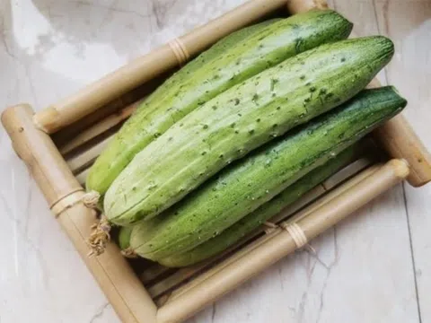 Dưa chuột bị đắng nên ăn hay bỏ?