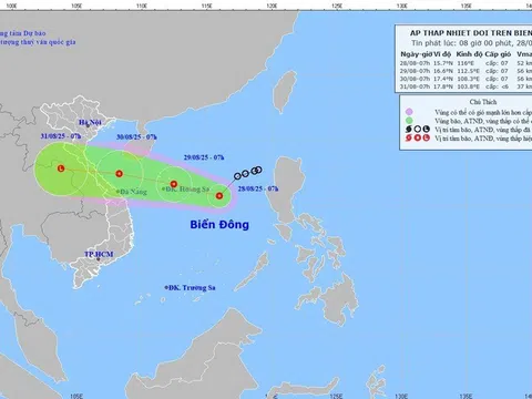 Tin áp thấp nhiệt đới mới nhất: Mạnh cấp 7, giật cấp 9, khiến biển động mạnh