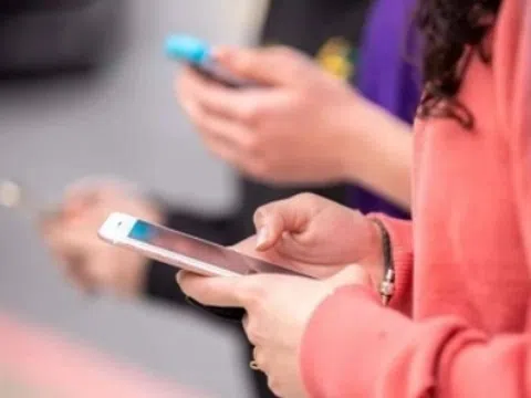 Cảnh giác thủ đoạn lừa đảo với chiêu trò livestream quay số trúng thưởng