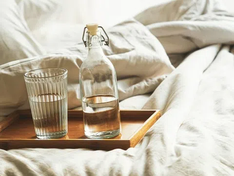 Những sai lầm khi uống nước khiến thận tổn thương