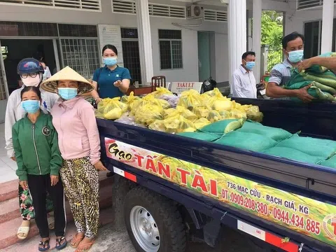 Người phụ nữ 13 năm làm thiện nguyện