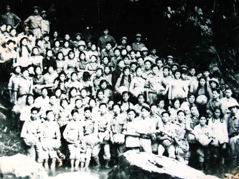 Cung đường huyền thoại và những người hy sinh hai lần