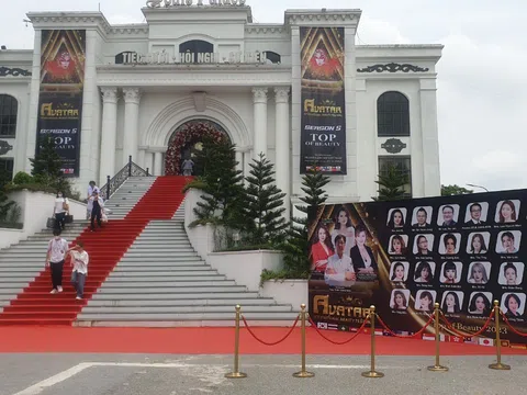 Lễ hội sắc đẹp Quốc tế Avatar tổ chức chui?