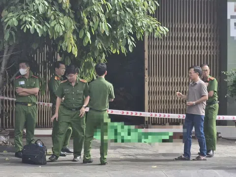 Người đàn ông tử vong trước cửa nhà sau cuộc gọi lúc rạng sáng, nghi vấn nhiều tình tiết bất thường