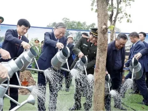 Xây dựng nền văn minh sinh thái, hướng tới Việt Nam xanh và đại dương hòa bình, bền vững