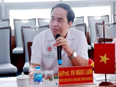Người thầy thuốc quân y và triết lý “chữa lành trước khi làm đẹp”