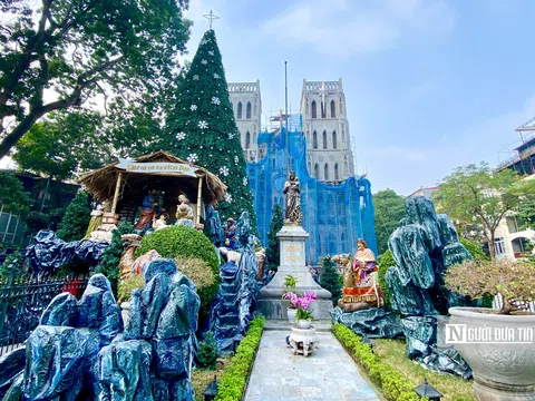 Hà Nội trang hoàng lung linh trước thềm Giáng sinh 2021